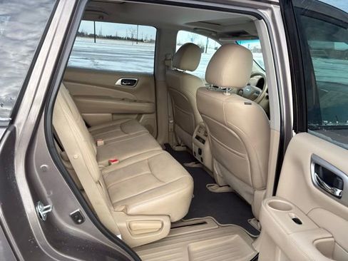 Used 2014 Nissan Pathfinder SL w/ SL Premium Package image 28