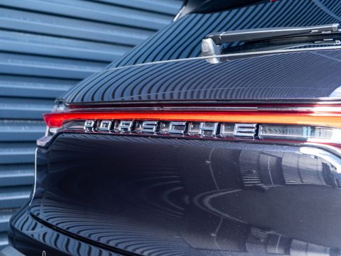 Used 2026 Porsche Macan image 36