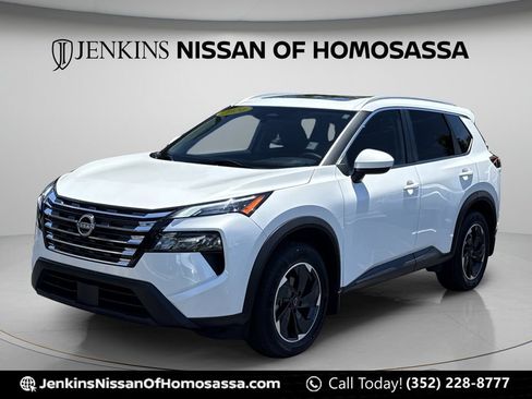 Certified 2024 Nissan Rogue SV w/ SV Premium Package FWD image 13