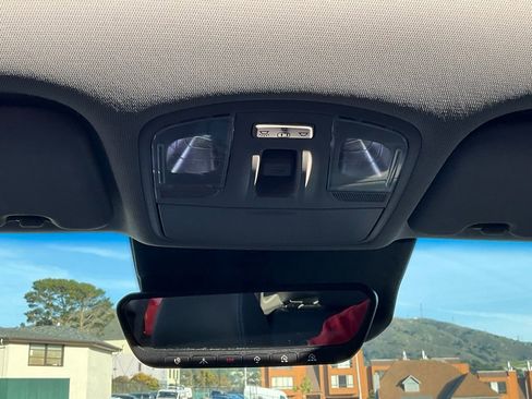 Used 2022 Hyundai Kona Limited w/ Cargo Package FWD image 39