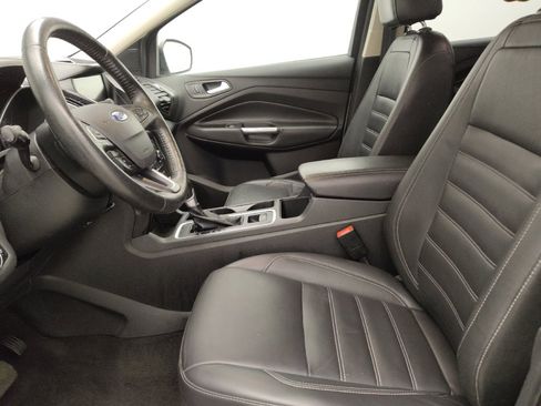 Used 2017 Ford Escape Titanium FWD image 17