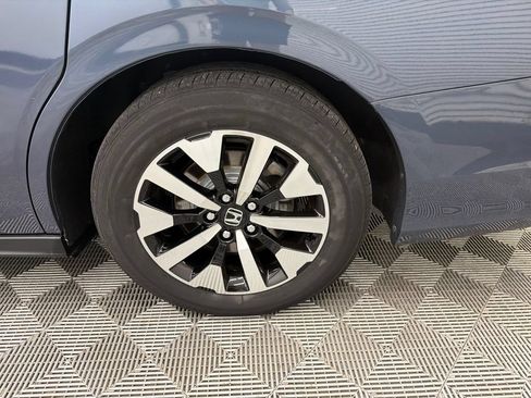 Used 2025 Honda Odyssey EX-L image 21