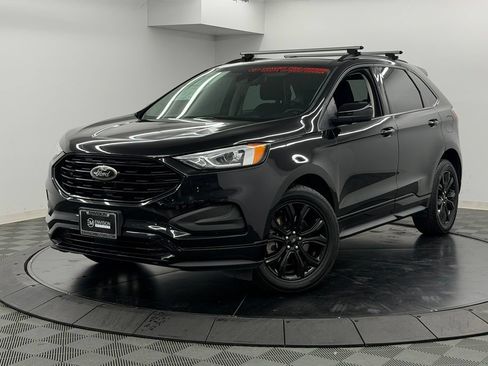 Used 2023 Ford Edge SE w/ Black Appearance Package AWD/4WD image 3
