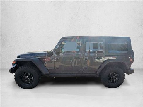 Used 2024 Jeep Wrangler Willys image 8