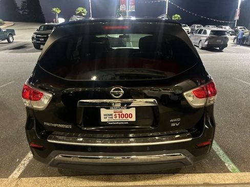 Used 2013 Nissan Pathfinder SV AWD/4WD image 5