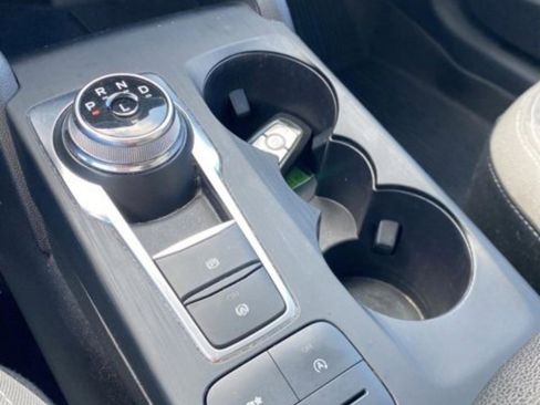 Used 2022 Ford Escape SE w/ Convenience Package image 26