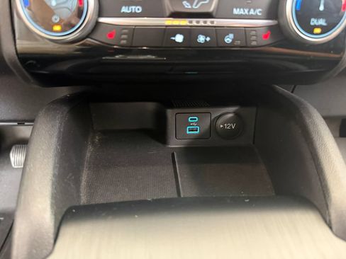 Used 2022 Ford Escape SEL AWD/4WD image 15