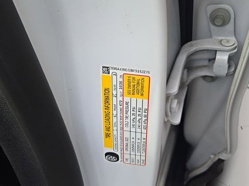 Used 2023 Chevrolet Equinox RS image 7