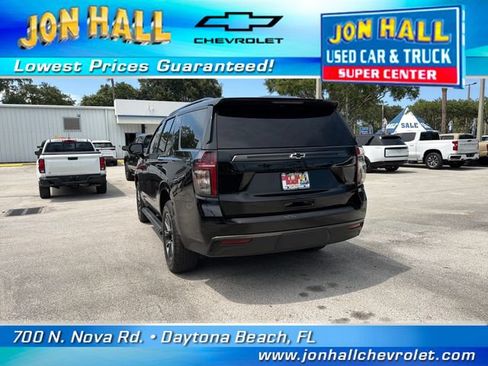 Used 2021 Chevrolet Tahoe Z71 w/ Z71 Off-Road Package AWD/4WD image 7
