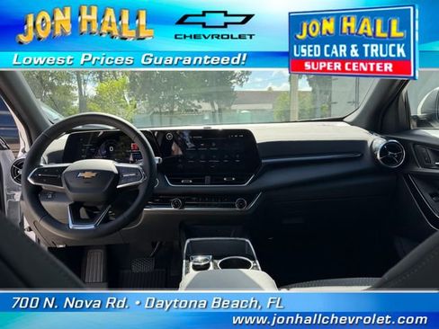 Used 2026 Chevrolet Equinox LT w/ Safety and Technology Package FWD image 23