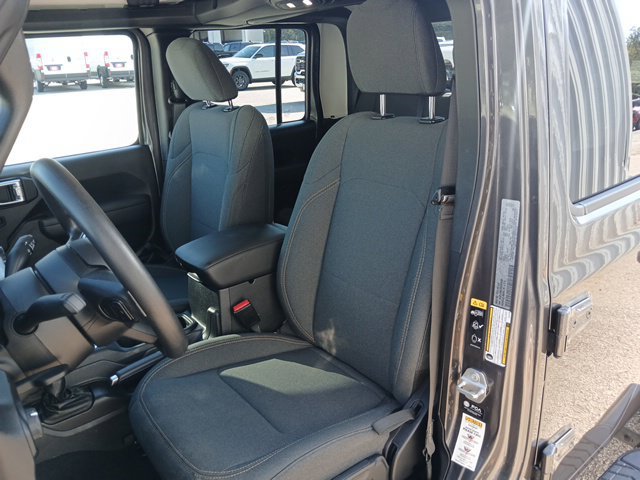 Used 2025 Jeep Gladiator Sport AWD/4WD image 33
