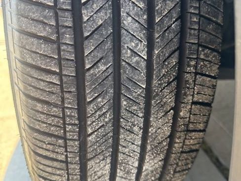 Used 2024 Toyota Corolla Cross XSE image 9