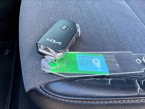 Certified 2023 Kia Seltos S w/ Navigation Package image 19