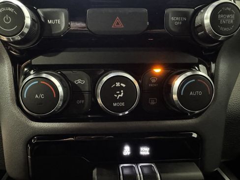Used 2022 RAM 1500 Lone Star AWD/4WD image 35