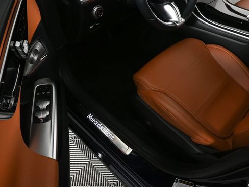 Certified 2022 Mercedes-Benz C 300 Sedan image 7
