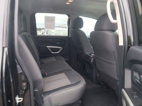 Used 2024 Nissan Titan SV w/ SV Convenience Package AWD/4WD image 22