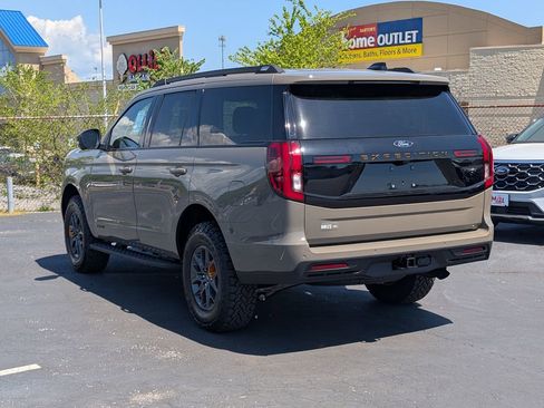 New 2026 Ford Expedition Tremor image 6