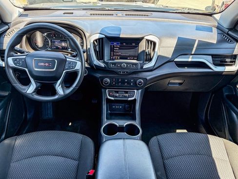 Used 2024 GMC Terrain SLE FWD image 15