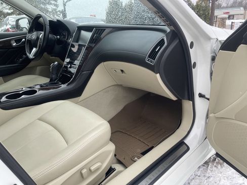 Used 2018 INFINITI Q50 Luxe w/ Essential Package (3.0T Luxe) image 10