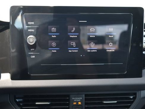 Used 2025 Volkswagen Jetta Sport FWD image 21