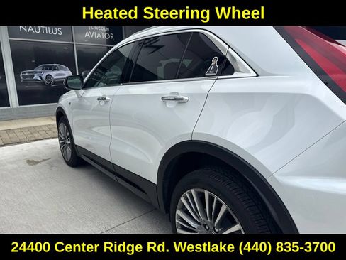 Used 2024 Cadillac XT4 Premium Luxury FWD image 19