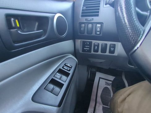 Used 2013 Toyota Tacoma 4x4 Double Cab image 20