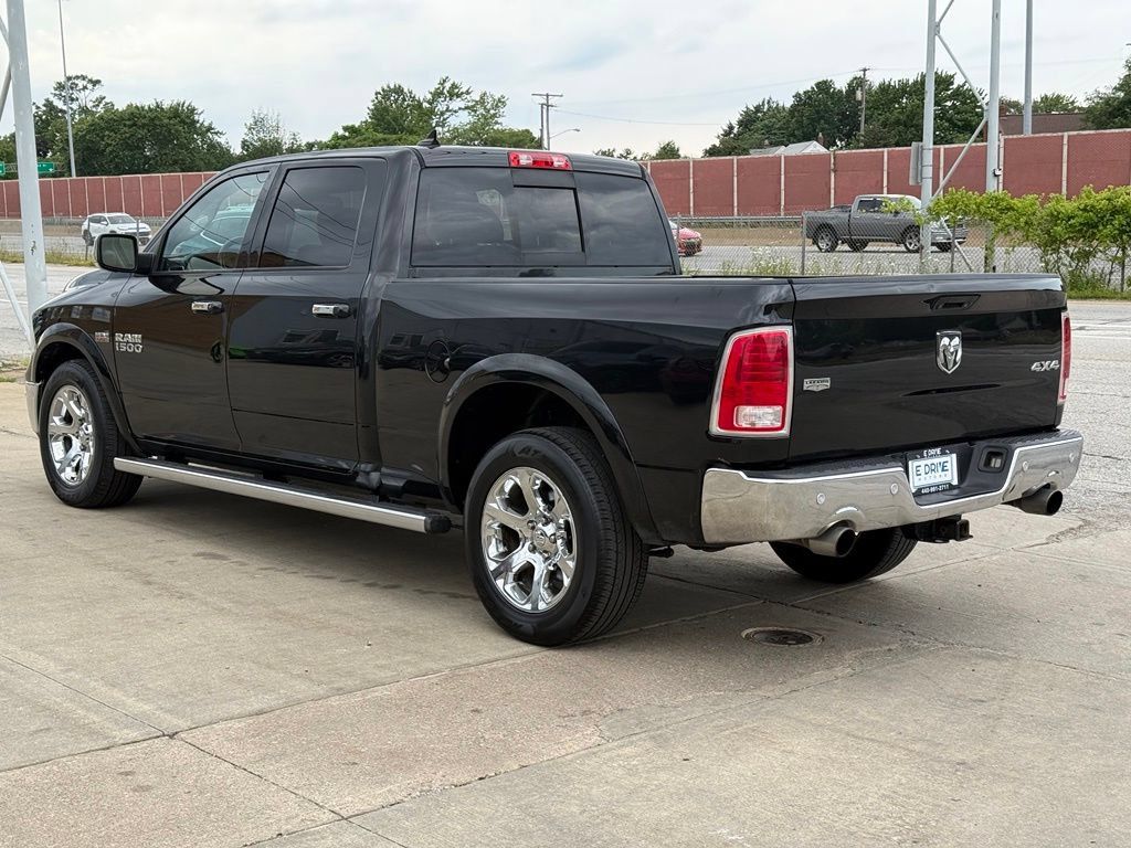 Used 2015 RAM 1500 Laramie w/ Convenience Group AWD/4WD image 10