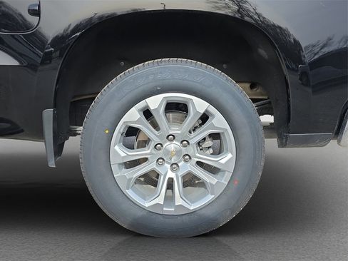 Used 2024 Chevrolet Silverado 1500 LTZ image 5