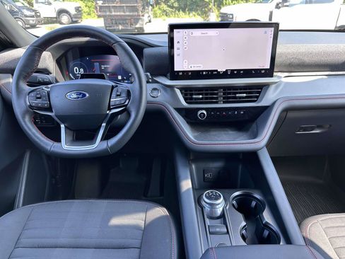 Used 2026 Ford Explorer ST-Line AWD/4WD image 17