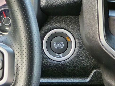 New 2026 RAM 1500 Express AWD/4WD image 29