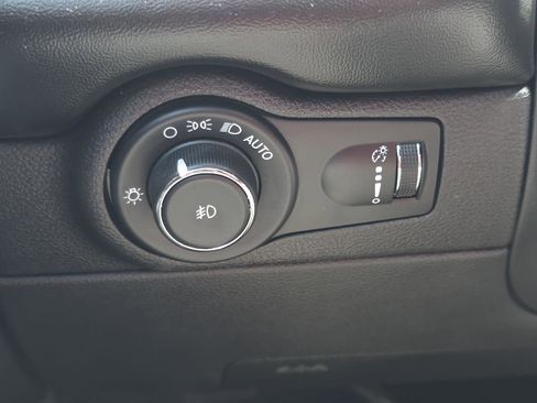 Used 2021 Dodge Durango R/T w/ Blacktop Package image 9