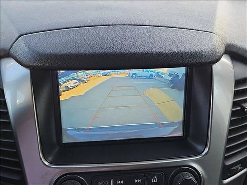 Used 2018 Chevrolet Suburban Premier AWD/4WD image 14