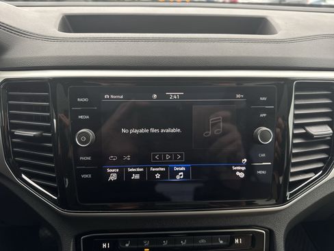 Certified 2023 Volkswagen Atlas Cross Sport SEL image 14