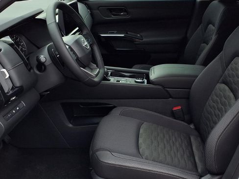 New 2026 Nissan Pathfinder SV AWD/4WD image 13
