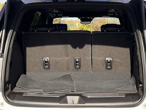 Certified 2026 Cadillac Escalade Platinum Sport image 35