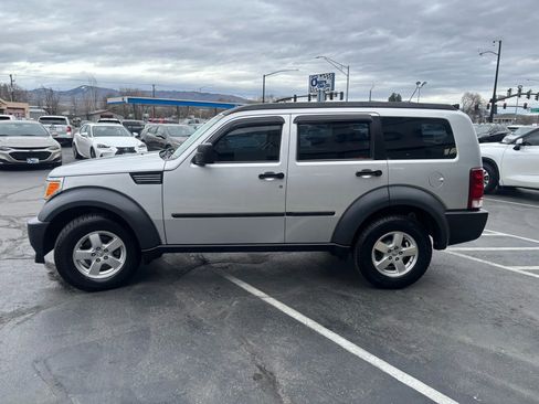 Used 2007 Dodge Nitro SXT image 7