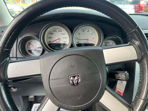 Used 2010 Dodge Charger SXT w/ Leather Interior Group RWD image 17