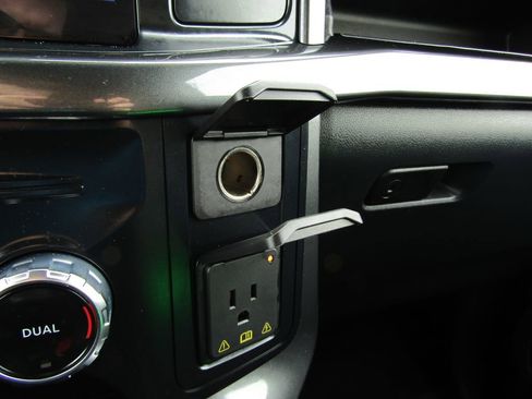 Used 2022 Ford F150 XLT w/ Equipment Group 302A High image 33