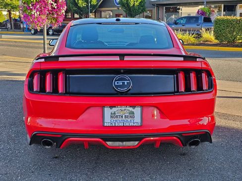 Used 2017 Ford Mustang GT Premium w/ Equipment Group 401A RWD image 6