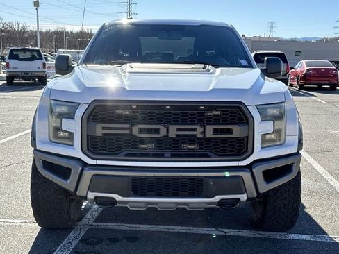 Used 2017 Ford F150 Raptor image 25