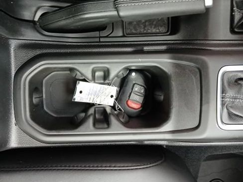 Used 2026 Jeep Wrangler Unlimited Rubicon w/ Safety Group AWD/4WD image 51