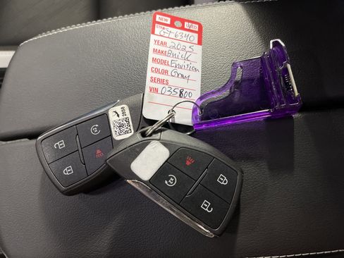 Used 2025 Buick Envision Sport Touring image 26