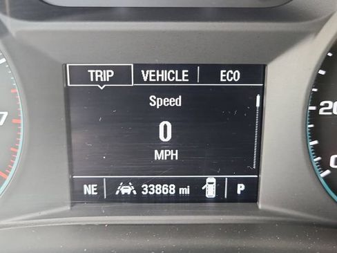 Used 2023 Chevrolet Traverse LS FWD image 24