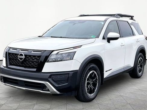Used 2023 Nissan Pathfinder Rock Creek AWD/4WD image 3