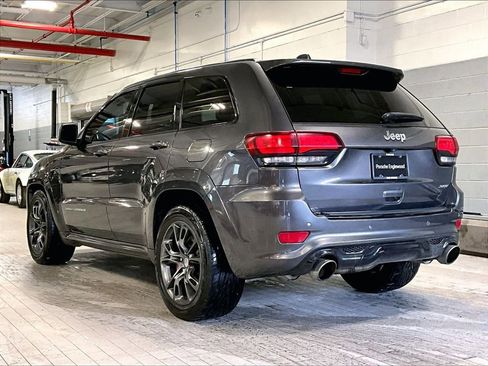 Used 2016 Jeep Grand Cherokee SRT image 3