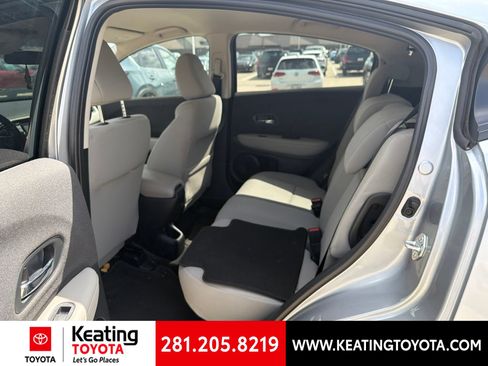 Used 2022 Honda HR-V LX image 10