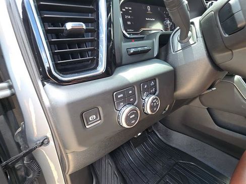 Used 2024 GMC Sierra 2500 Denali Ultimate AWD/4WD image 23