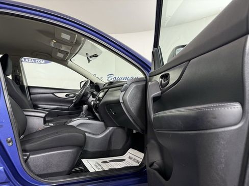 Used 2019 Nissan Rogue Sport S image 15
