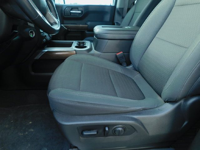 Used 2020 Chevrolet Silverado 1500 RST AWD/4WD image 10