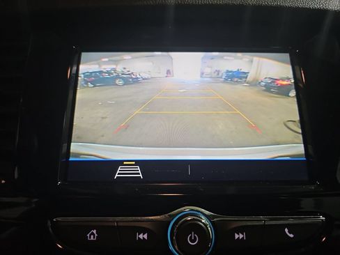 Used 2022 Buick Encore Preferred w/ Safety Package AWD/4WD image 28